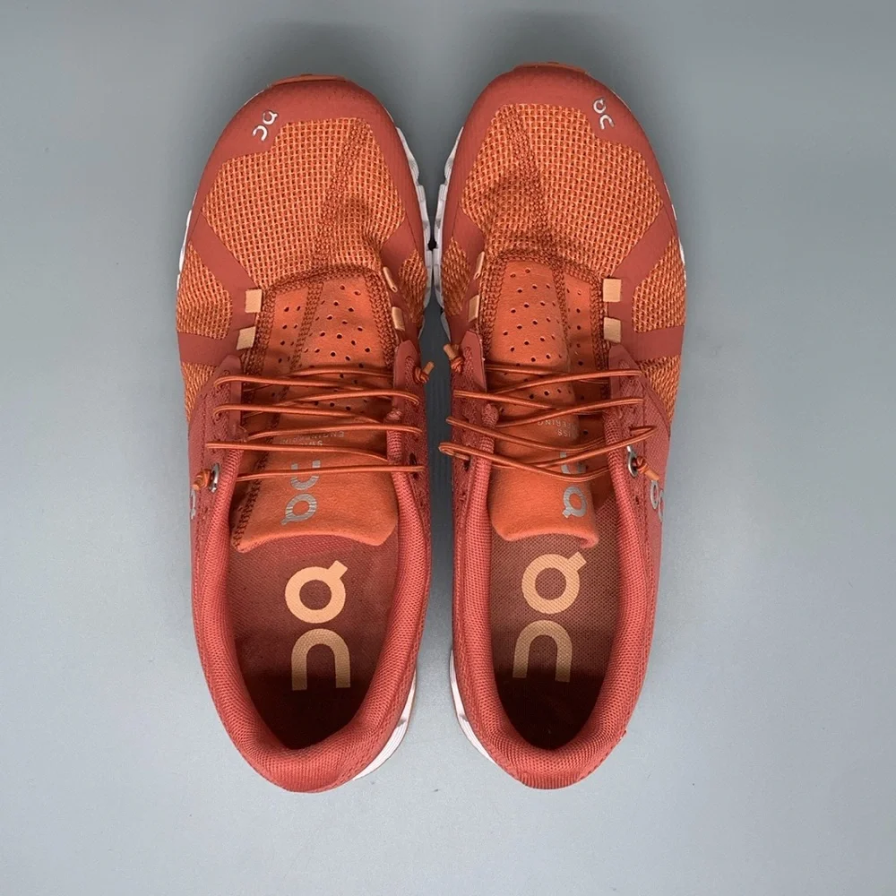 On Running Athletic Shoes in Red and White - Picture 4 of 7